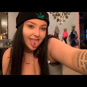 Meet your Posher, Savannah